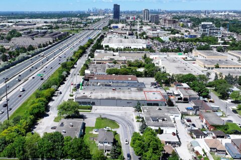 Additional image 7 of Unit 2-10 Queen Elizabeth Boulevard, Toronto, ON, M8Z 1L8