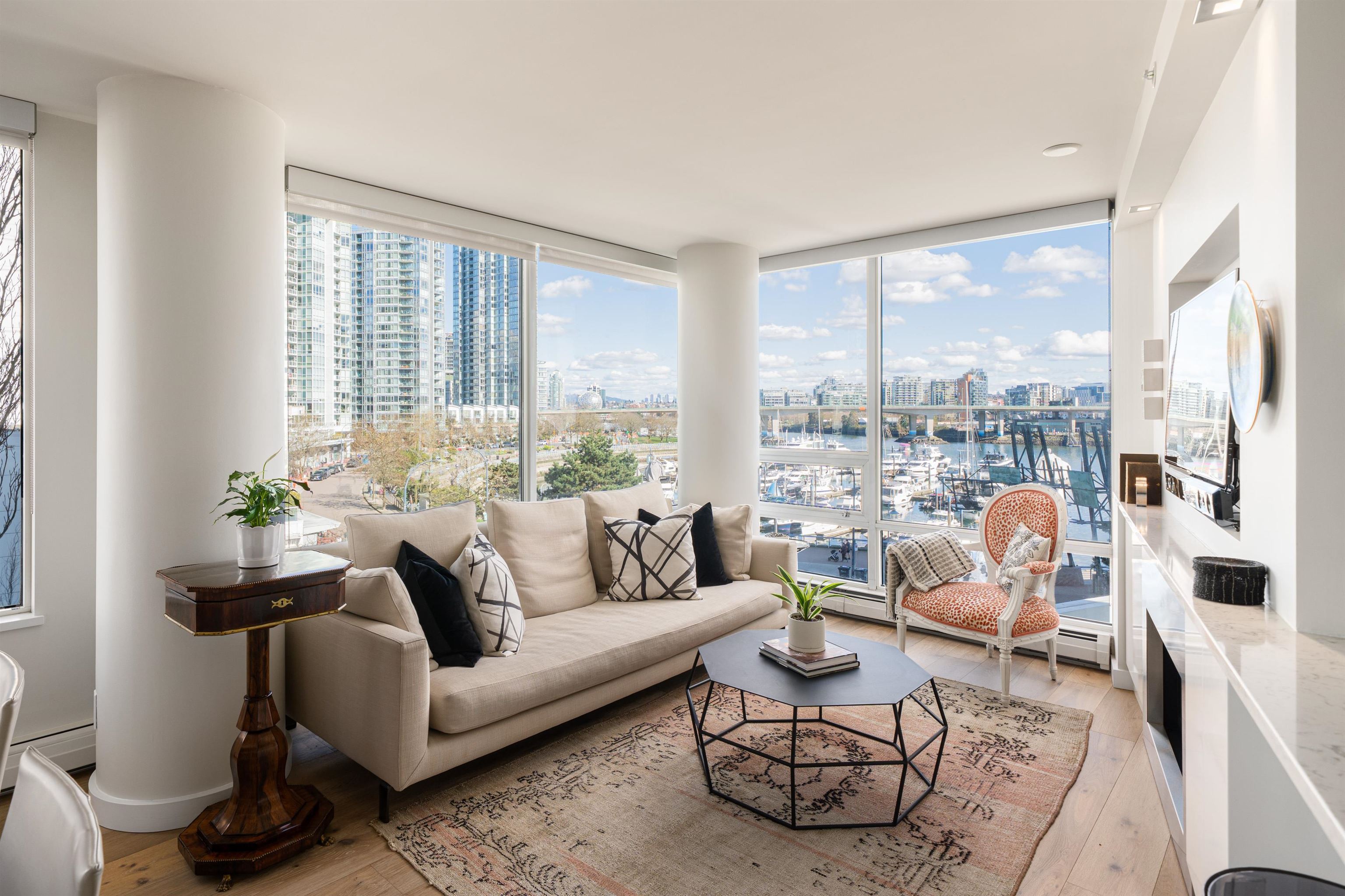 Additional image 2 of 505-1201 Marinaside Crescent, Vancouver, BC, V6Z 2V2