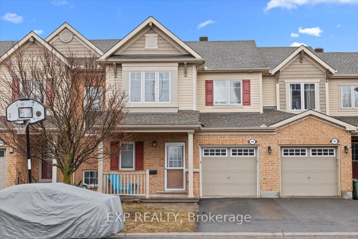 104 Harmattan Avenue, Ottawa, ON, K2S 0E3