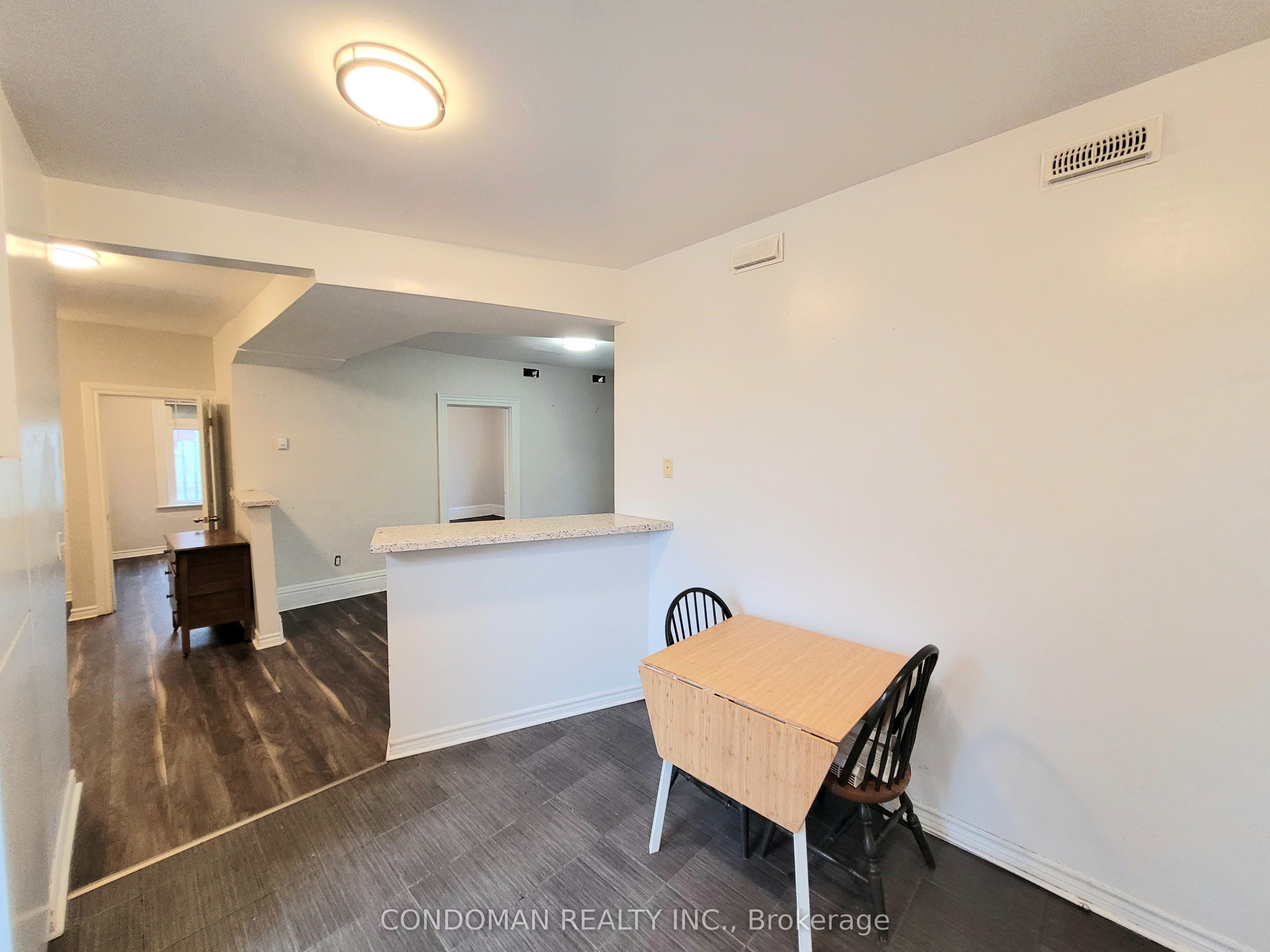 6-139 1/2 John Street S, Hamilton, ON, L8N 2C3 photo 5