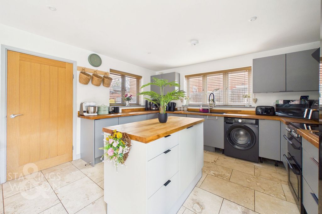 Additional image 7 of 3 bed detached house for saleOclee Place, Old Grammar Lane, Bungay NR35