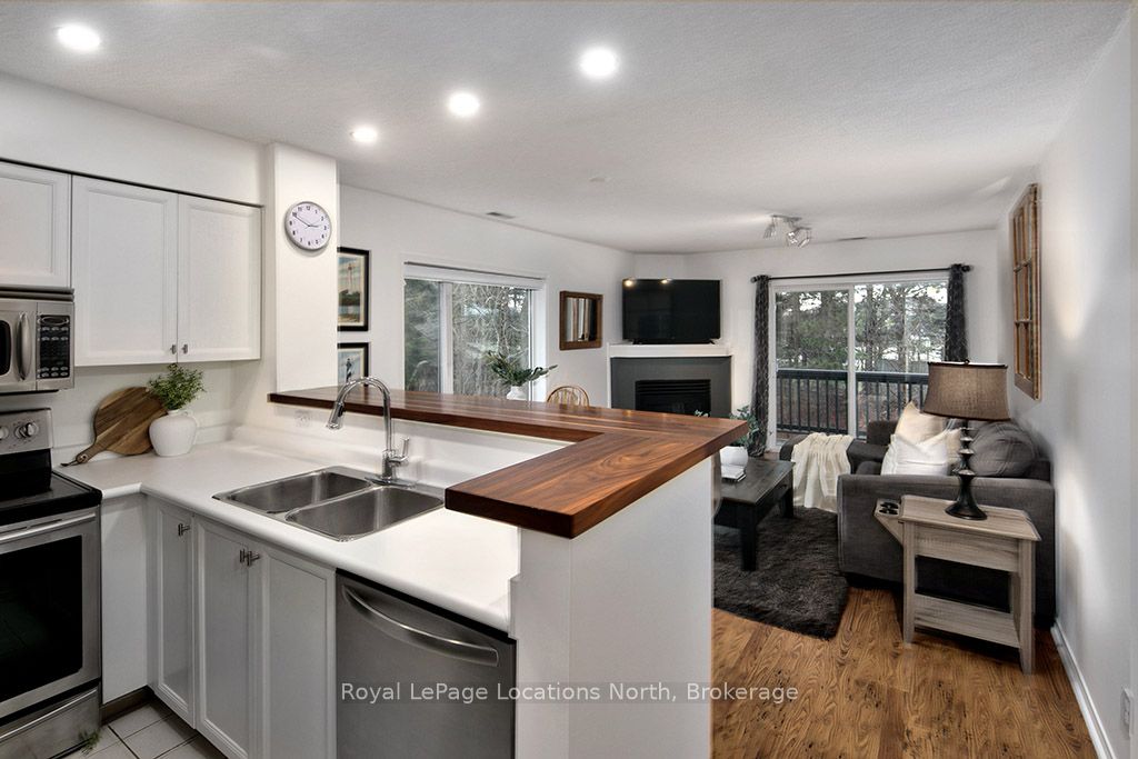 Additional image 5 of 330 Mariners Way, Collingwood, ON, L9Y 5C7