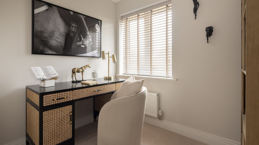 Additional image 18 of 4 bed detached house for sale"Walnut" at Worting Park Avenue, Off Worting Road, Basingstoke RG23