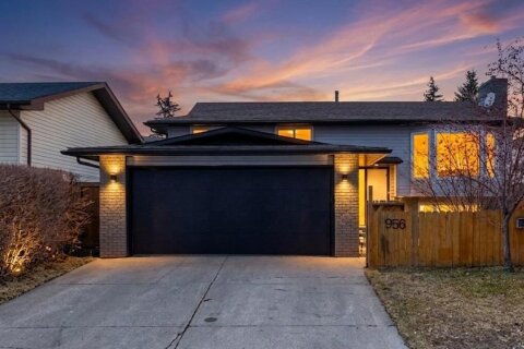 Additional image 7 of 956 Bracewood Rise SW, Calgary, AB, T2W 3C9