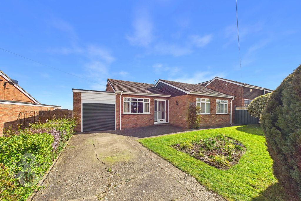 3 bed detached bungalow for saleFairfield Road, Bungay NR35