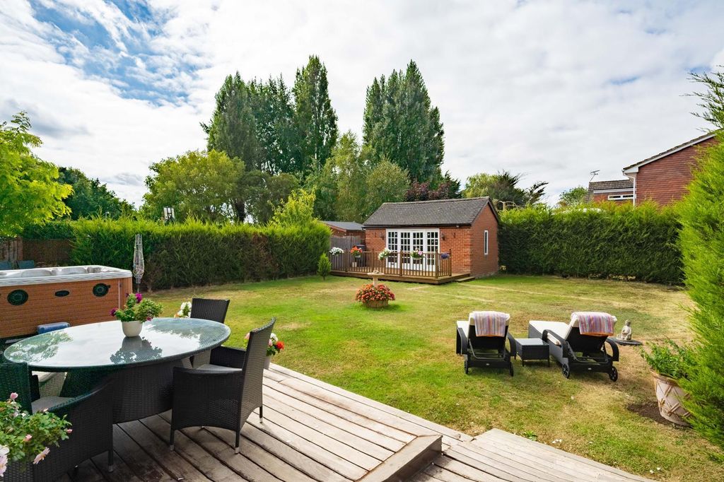 Additional image 19 of 4 bed detached house for saleNoak Hill Road, Billericay CM12