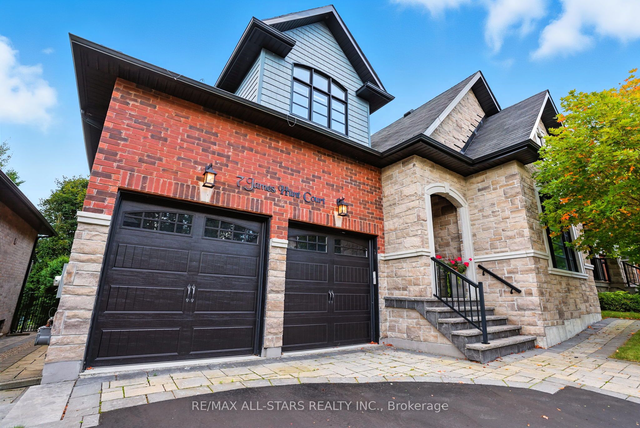 Additional image 2 of 7 Os James Hunt Court, Uxbridge, ON, L9P 0E3