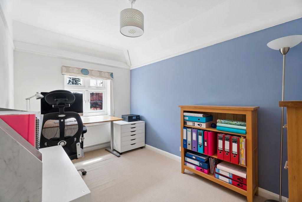 Additional image 18 of 5 bed detached house for saleStanley Hill Avenue, Amersham HP7