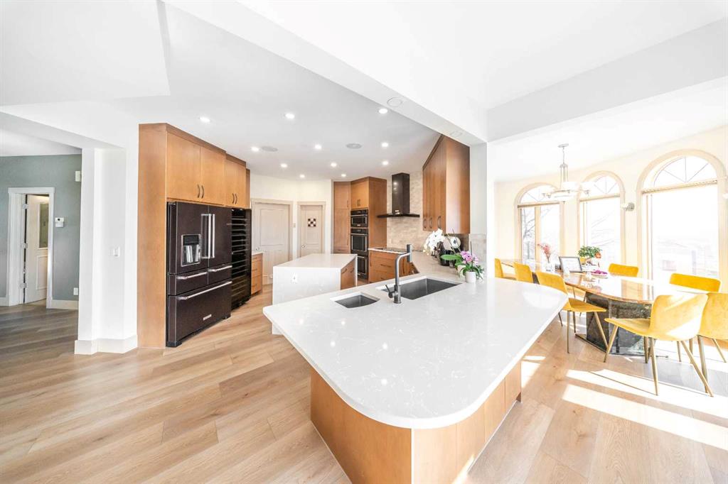 Additional image 5 of 39 Slopes Grove SW, Calgary, AB, T3H 3Y6