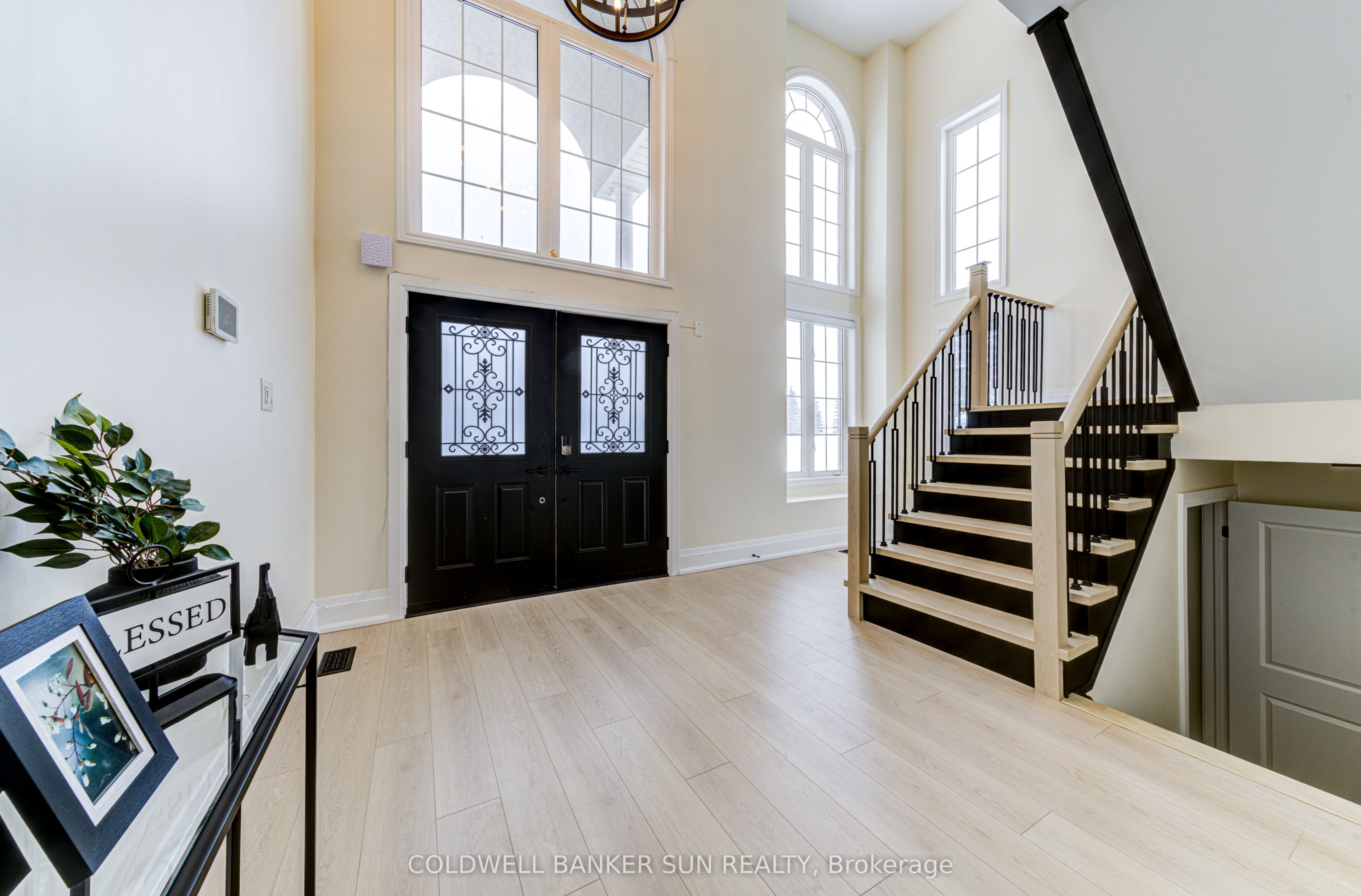 Additional image 5 of 33 Ellis Crescent, Kawartha Lakes, ON, K9V 0A5