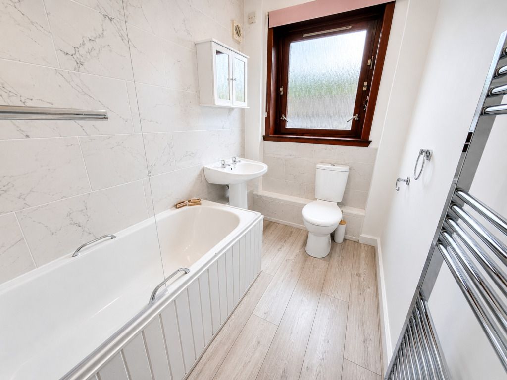 Additional image 11 of 2 bed flat for sale45 Carn Dearg Road, Claggan, Fort William PH33
