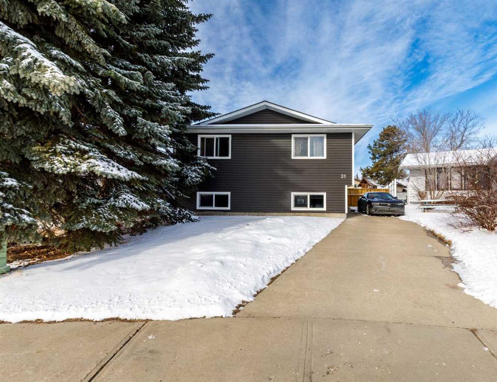 28 Goard Close, Red Deer, AB, T4P 2M2