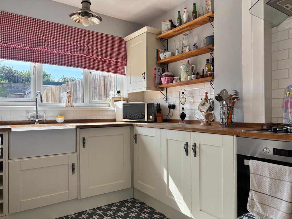 Additional image 10 of 3 bed semi-detached house for saleMarged Street, Llanelli SA15