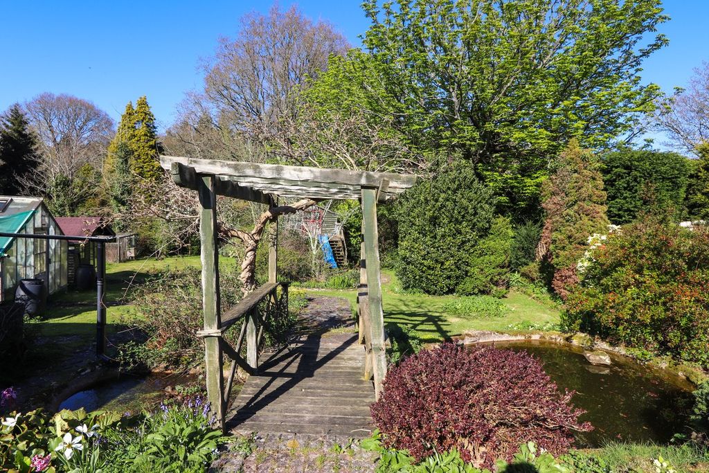 Additional image 15 of 3 bed detached bungalow for sale69 Hastings Road, Battle TN33