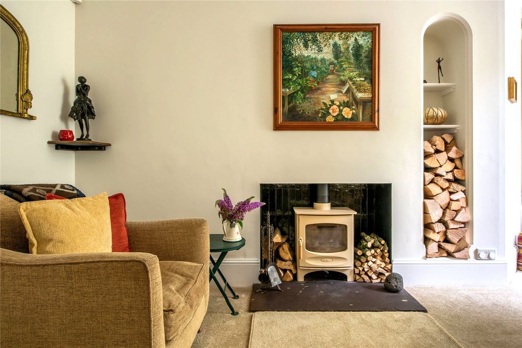 Additional image 9 of 4 bed detached house for saleThe Street, Betchworth, Surrey RH3