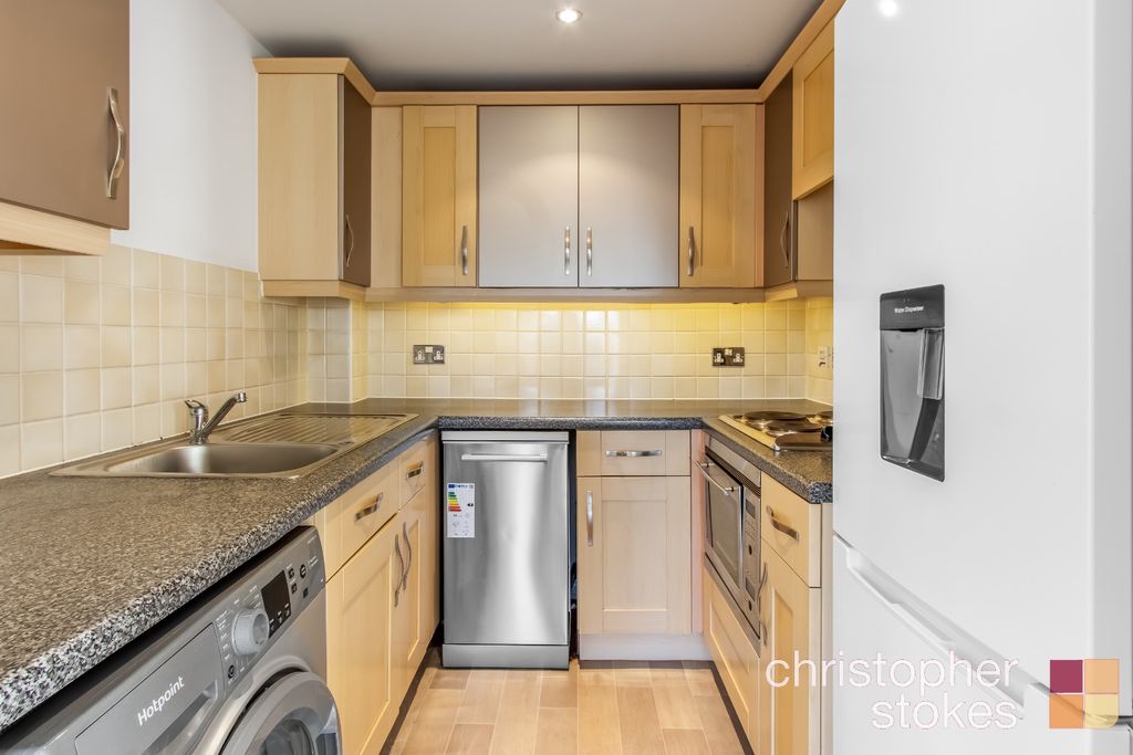Additional image 5 of 2 bed flat for saleElppin Court, Park Lane, Broxbourne, Hertfordshire EN10