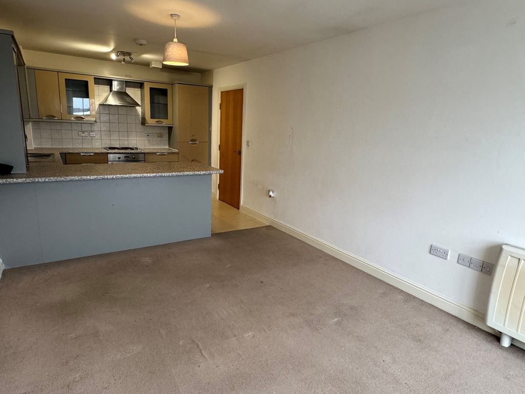 Additional image 5 of 2 bed flat for saleRiverside Drive, Lincoln LN5