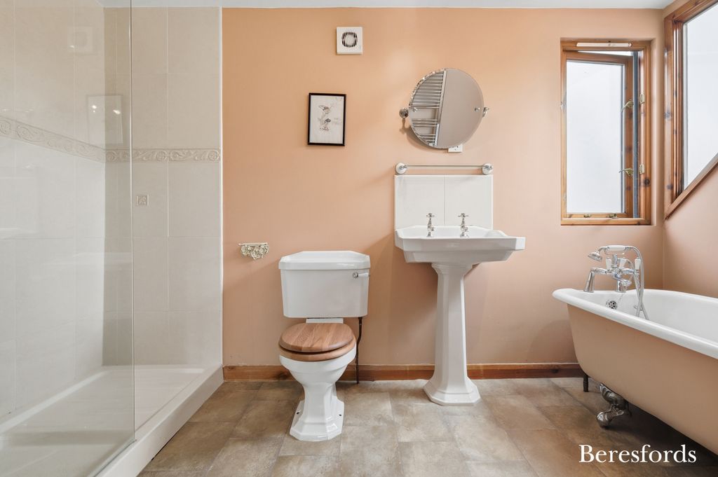 Additional image 14 of 5 bed detached house for salePerry Street, Billericay CM12