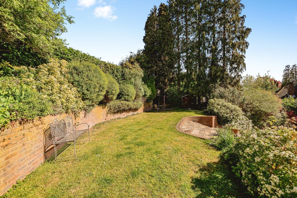 Additional image 29 of 7 bed detached house for saleKings Road, Berkhamsted HP4