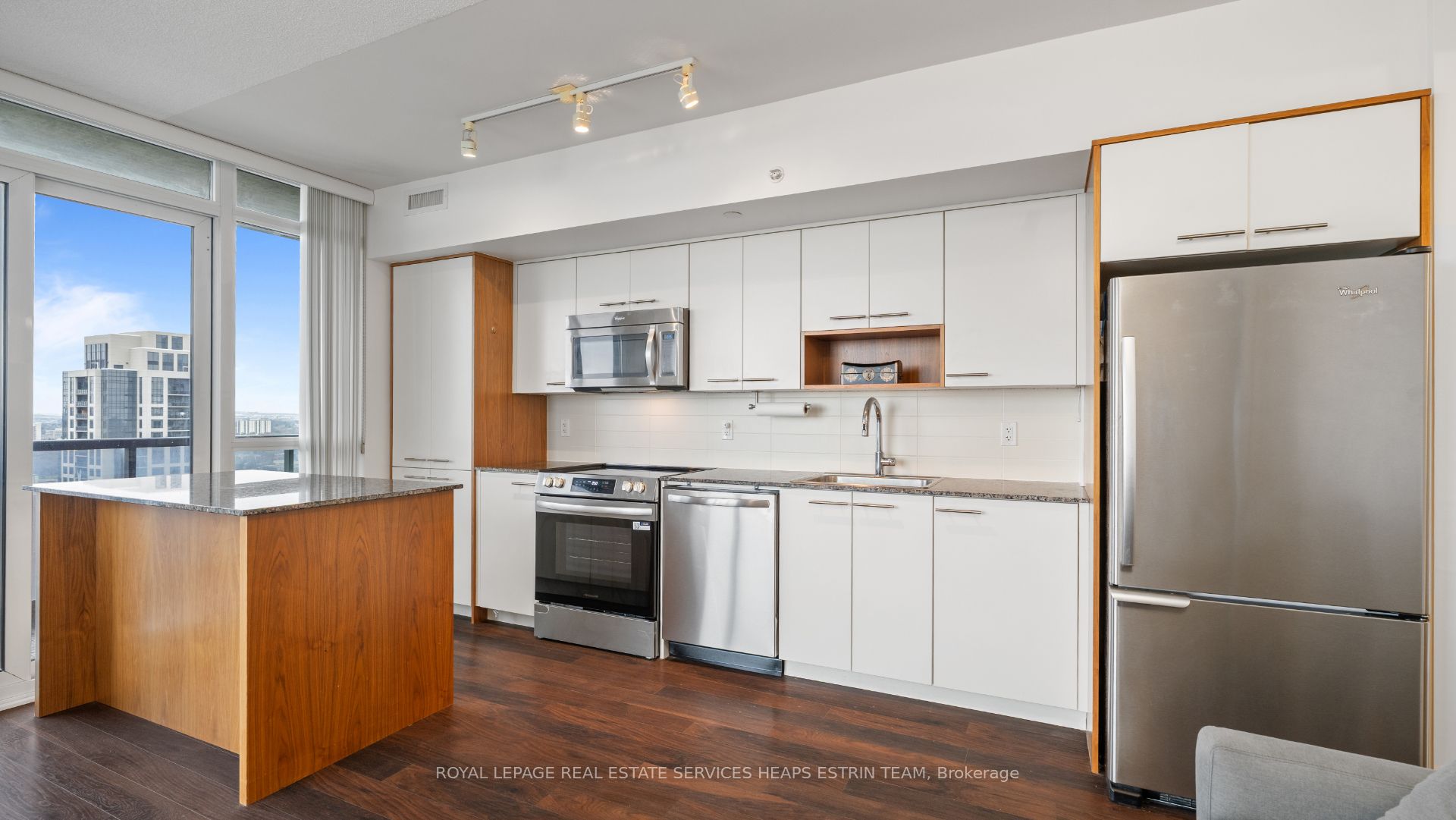 Additional image 5 of 2607-5 Valhalla Inn Road, Toronto, ON, M9B 0B1