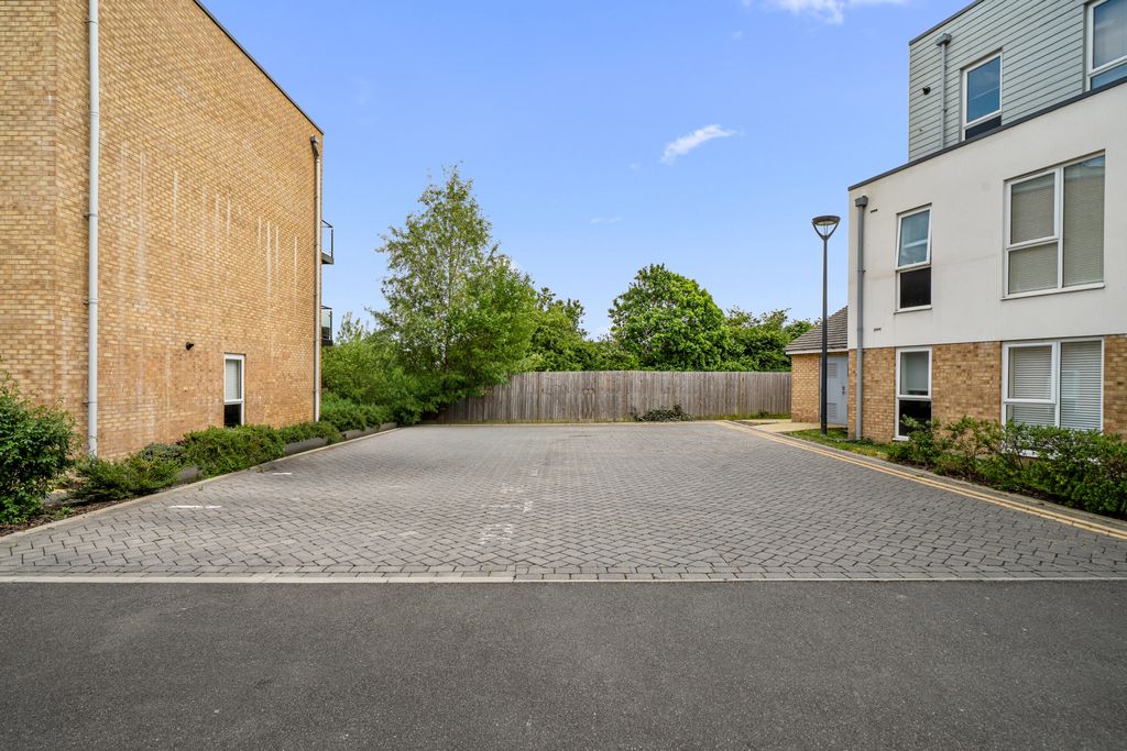 Additional image 20 of 2 bed flat for saleHawker Drive, Addlestone, Surrey KT15