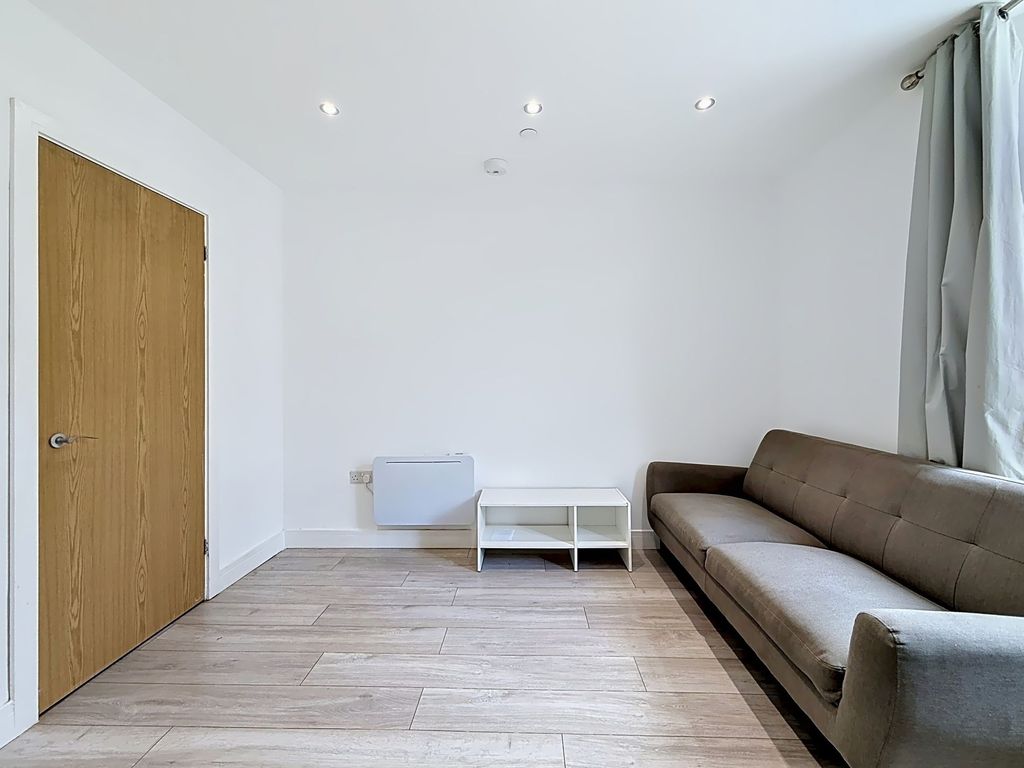Additional image 7 of 5 bed property for saleBedford Street, Cardiff CF24