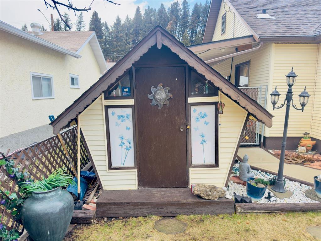Additional image 6 of 7710 24 Avenue , Coleman, AB, T0K0M0