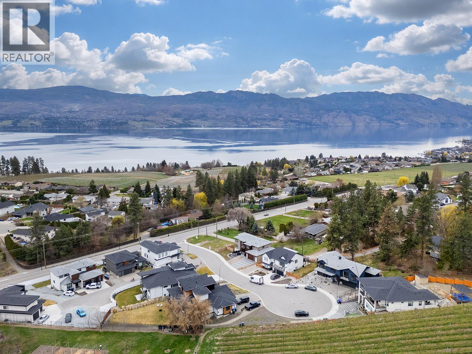 Additional image 3 of 1047 Oak Barrel Place, West Kelowna, BC, V1Z2G9