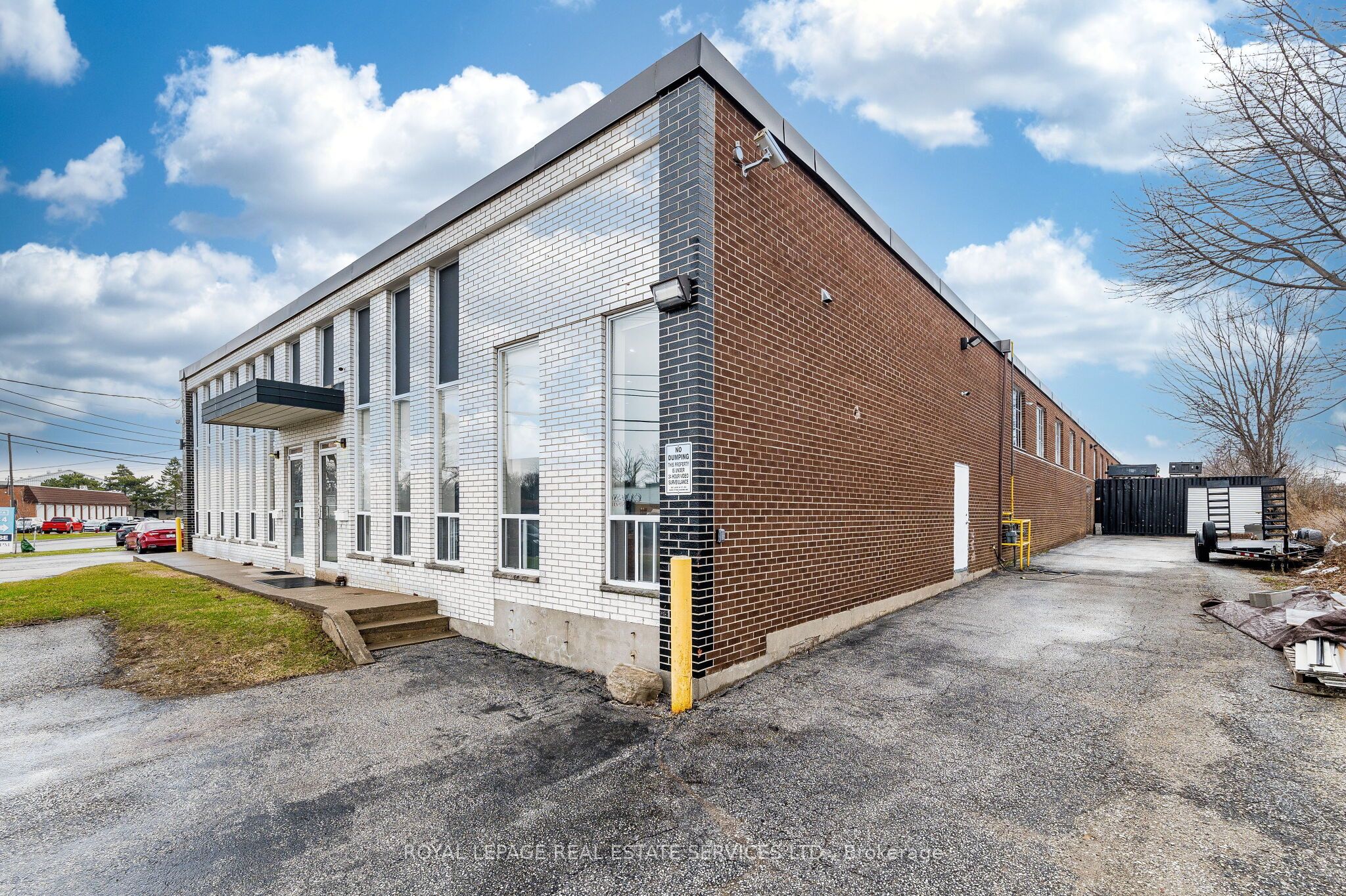 Additional image 3 of 3130 Universal Drive, Mississauga, ON, L4X 2C8