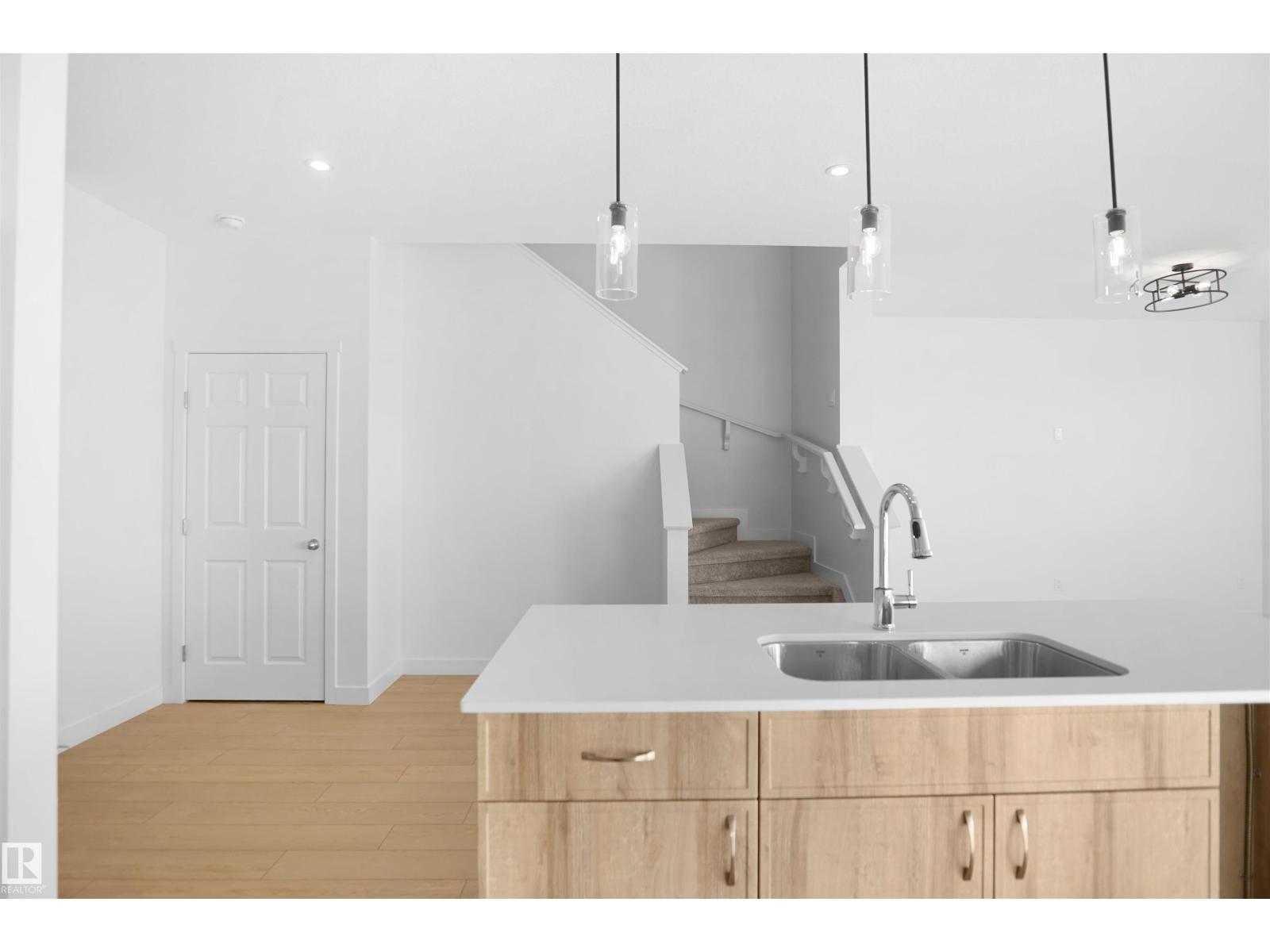 Additional image 6 of 13136 214 Street NW, Edmonton, AB, T5S0X1