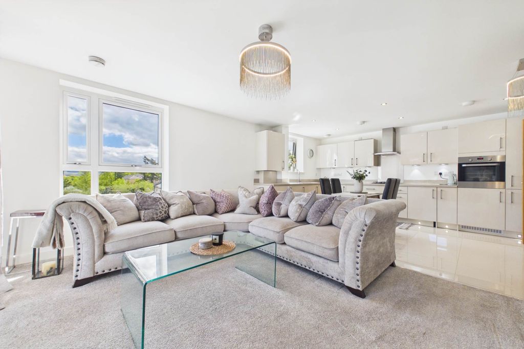 Additional image 2 of 1 bed flat for saleHollybush Lane, Port Glasgow PA14