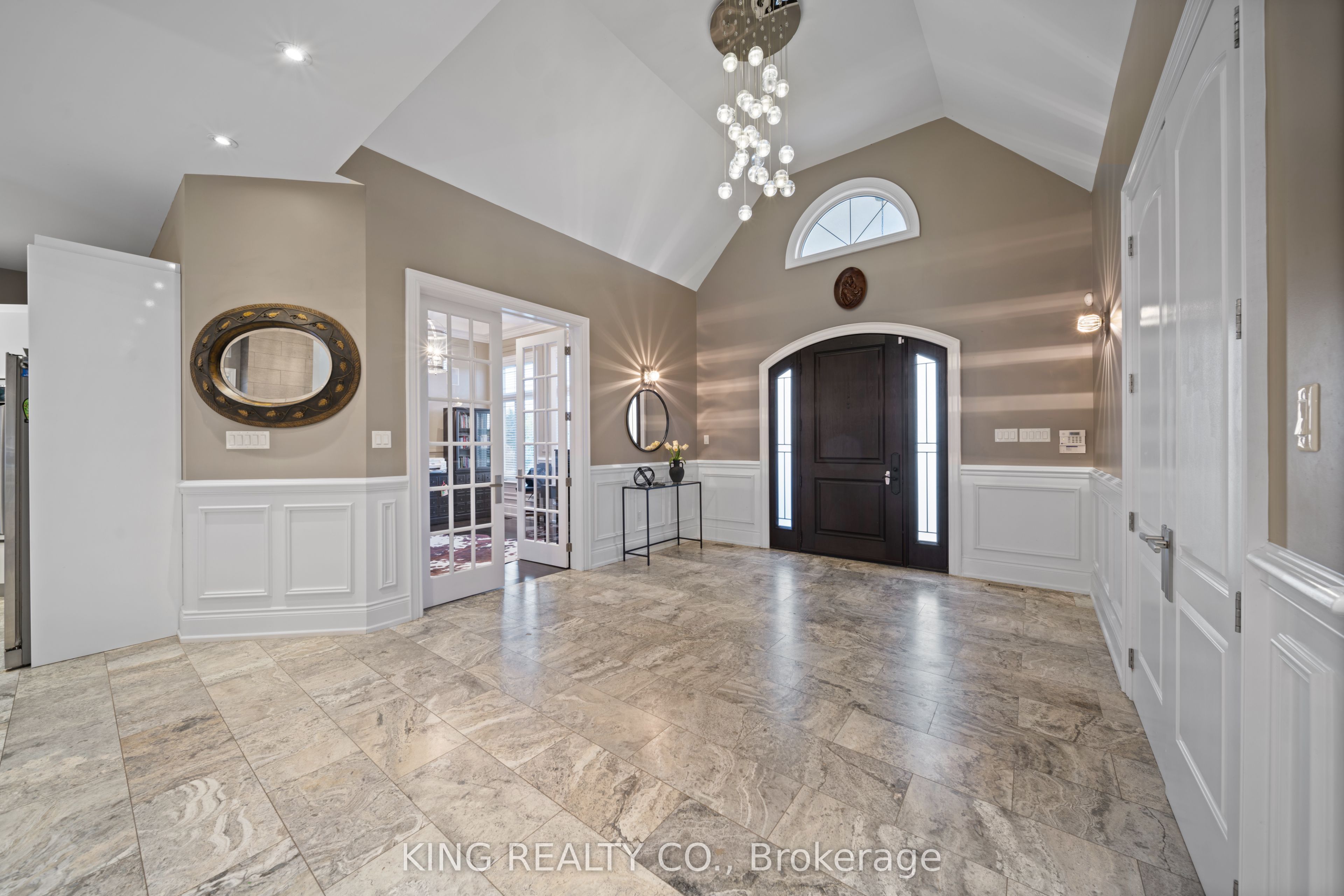 Additional image 4 of 2 Dale Crescent, Bradford West Gwillimbury, ON, L0L 1L0