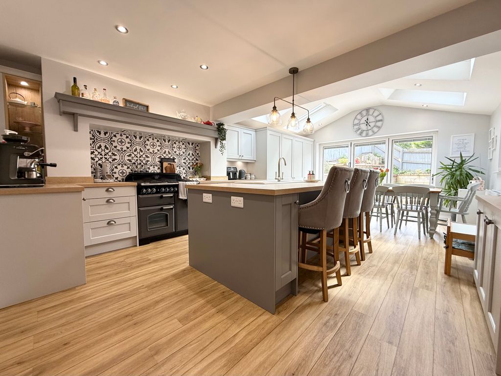 Additional image 8 of 4 bed detached house for saleTan Y Bryn Gardens, Llwydcoed, Aberdare, Rhondda Cynon Taf CF44