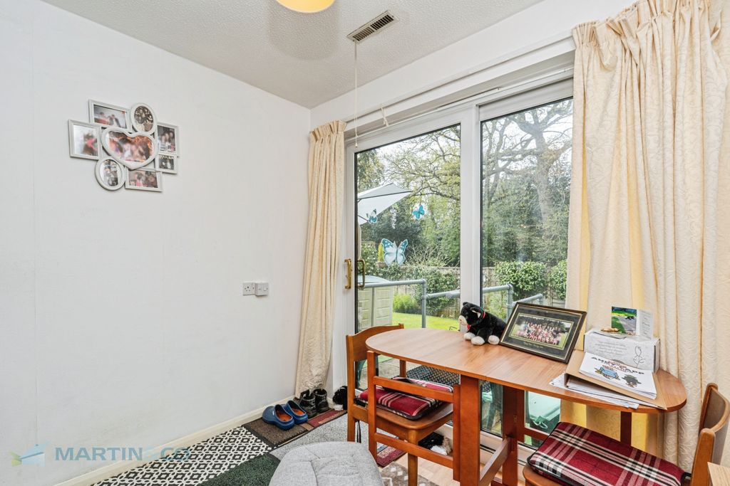 Additional image 11 of 2 bed semi-detached bungalow for saleBainton Mead, Woking, Surrey GU21