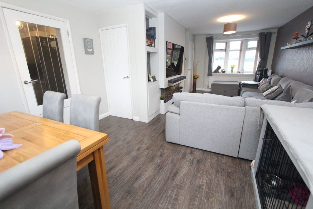 Additional image 9 of 3 bed semi-detached house for saleBewlay Close, Amblecote, Brierley Hill DY5