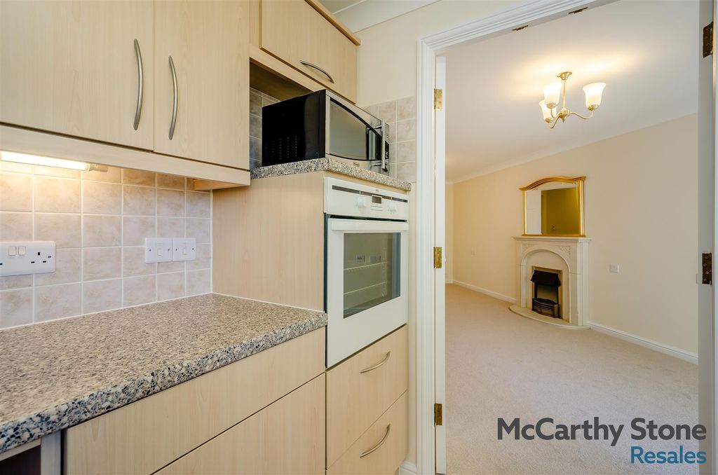 Additional image 11 of 1 bed flat for saleSt Rumbolds Court, Buckingham Road, Brackley NN13