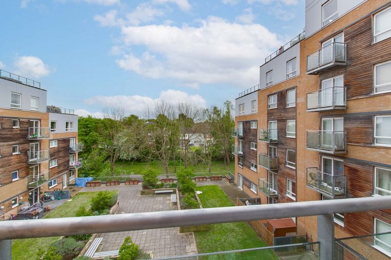 Additional image 16 of 2 bed flat for saleCherrydown East, Basildon, Essex SS16