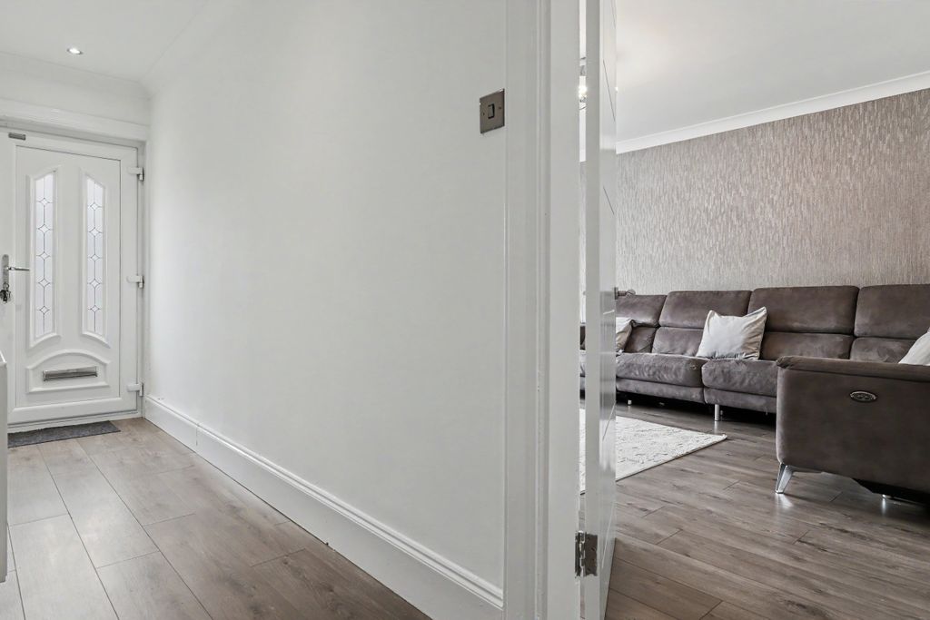 Additional image 2 of 4 bed terraced house for saleLawmuir Place, Bellshill ML4