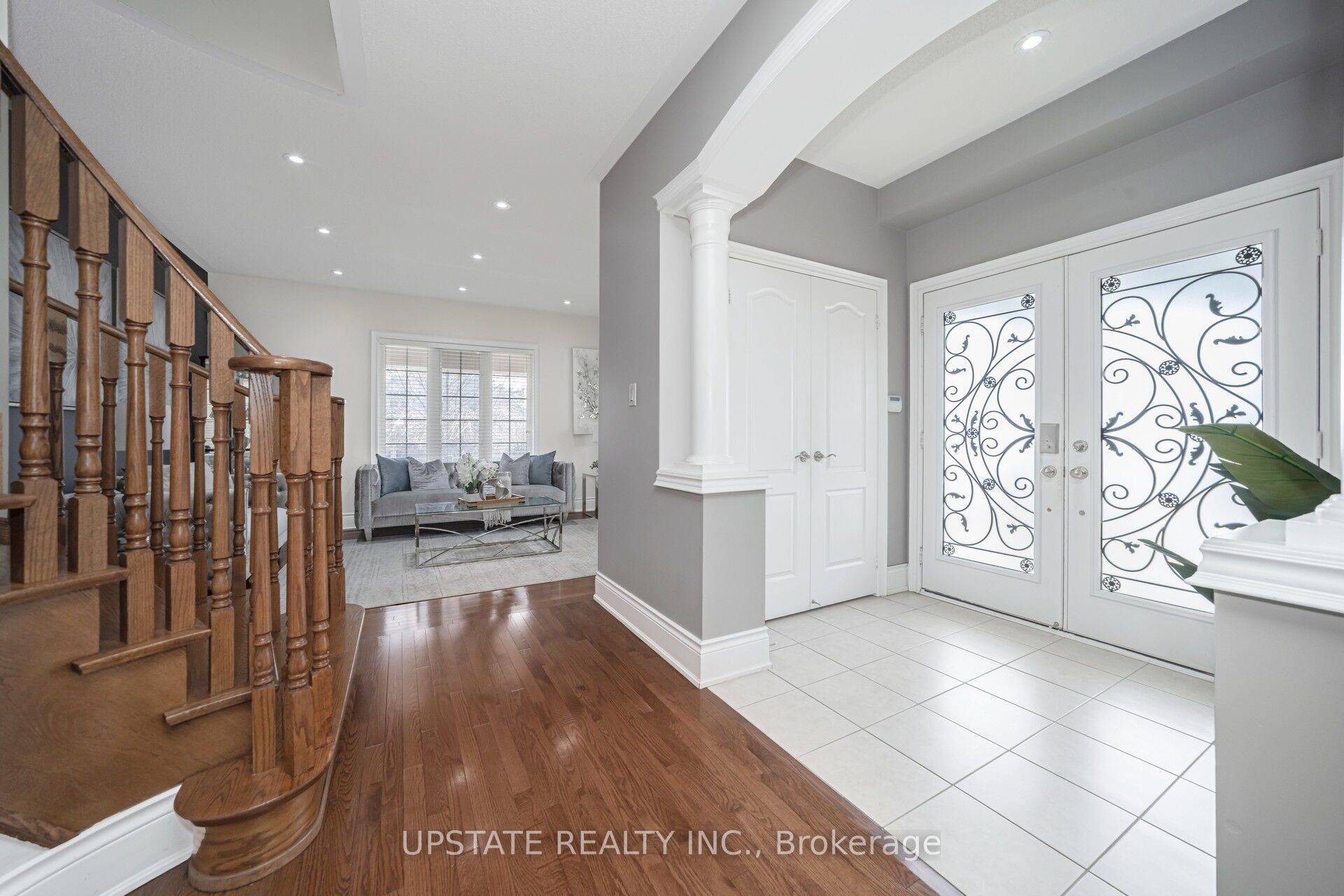 Additional image 5 of 2 Beachville Circle, Brampton, ON, L6X 0V4