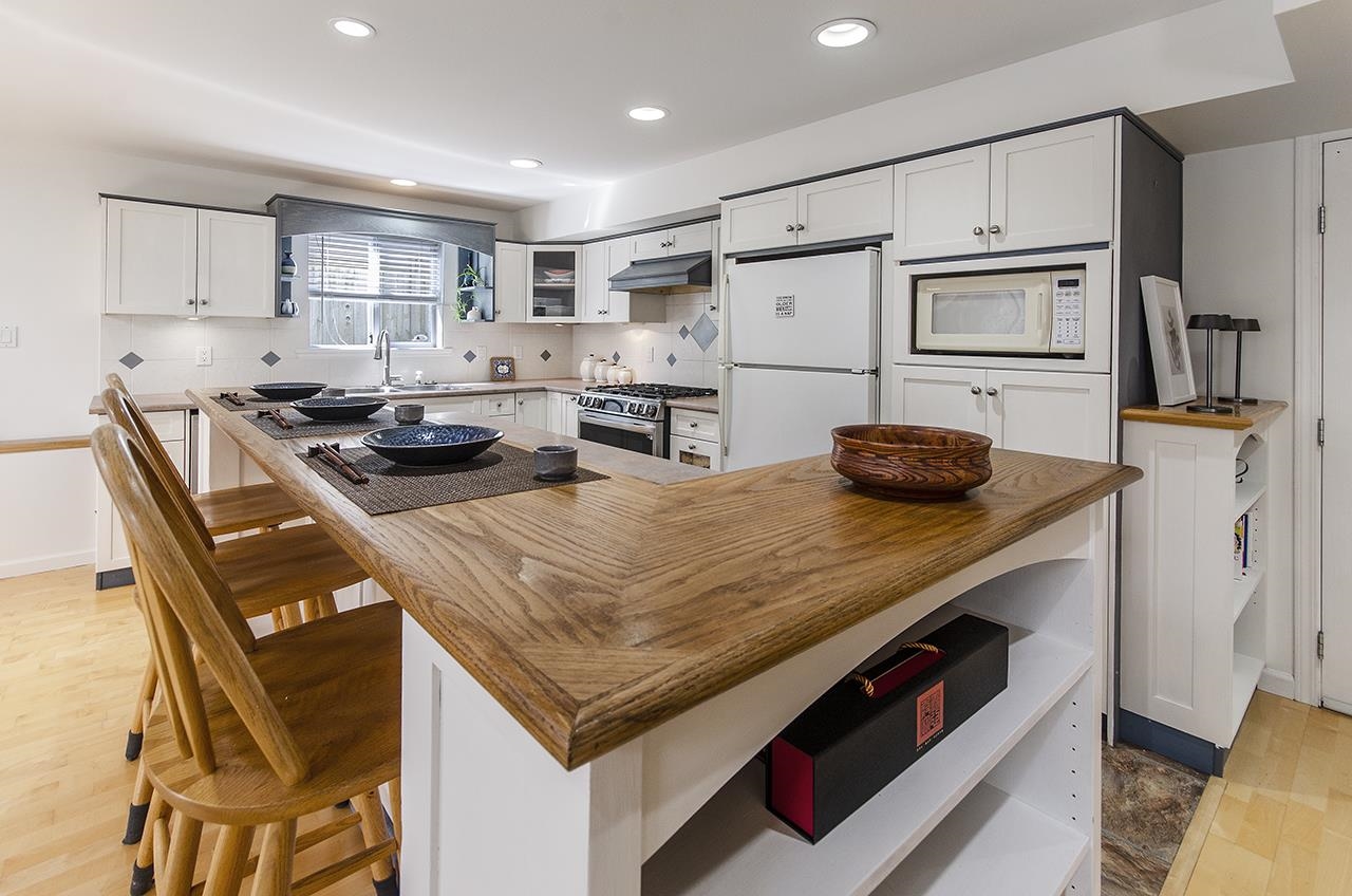 Additional image 4 of 994 Weldon Court, Port Moody, BC, V3H 1H4