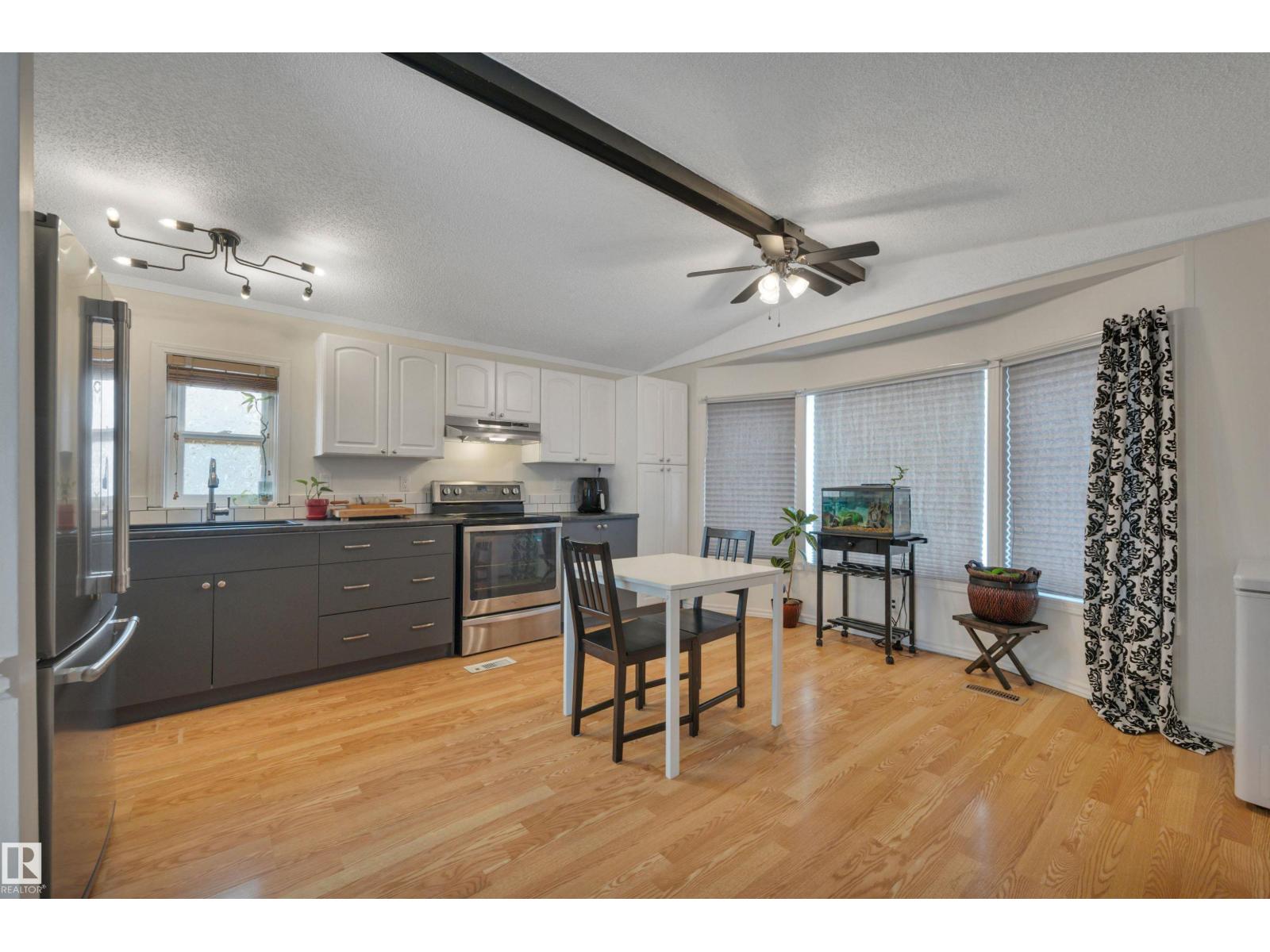 140 Evergreen Park NW, Edmonton, AB, T5Y4M2