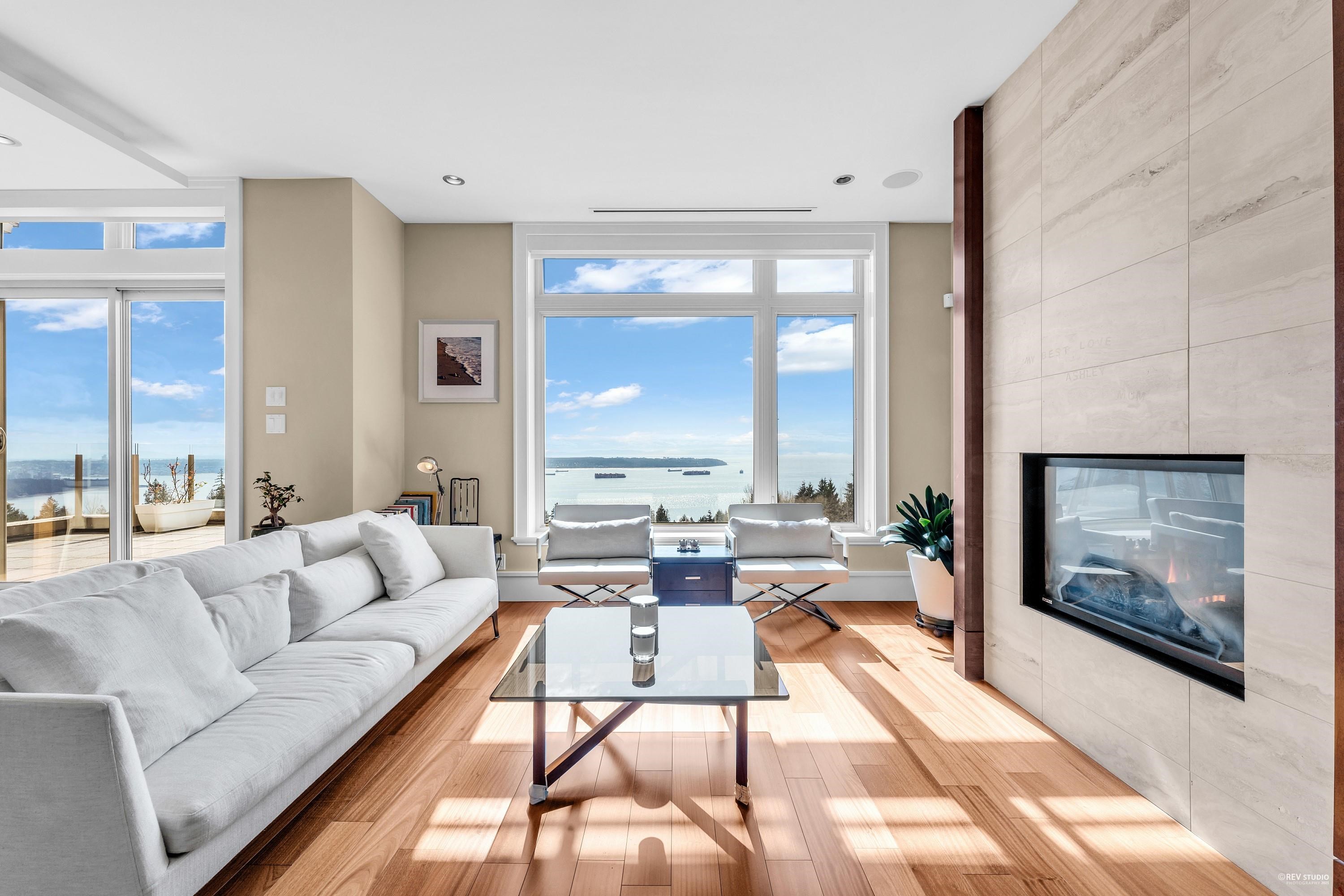 Additional image 3 of 102-2575 Garden Court, West Vancouver, BC, V7S 0A2