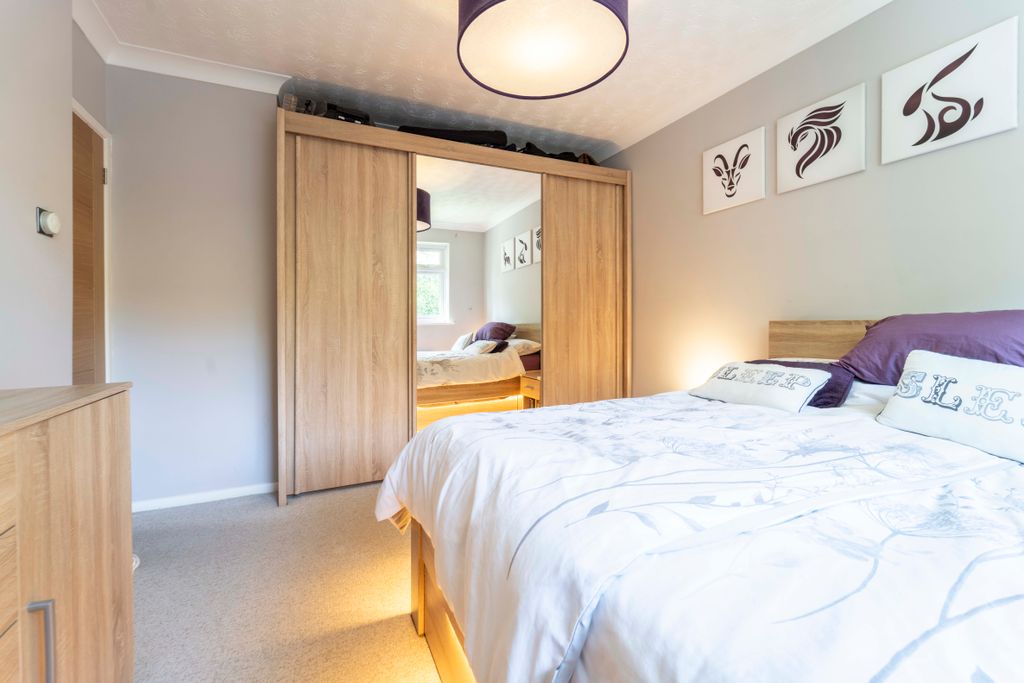 Additional image 10 of 3 bed semi-detached house for saleRef: Re - Wentworth Drive, Broadstone BH18