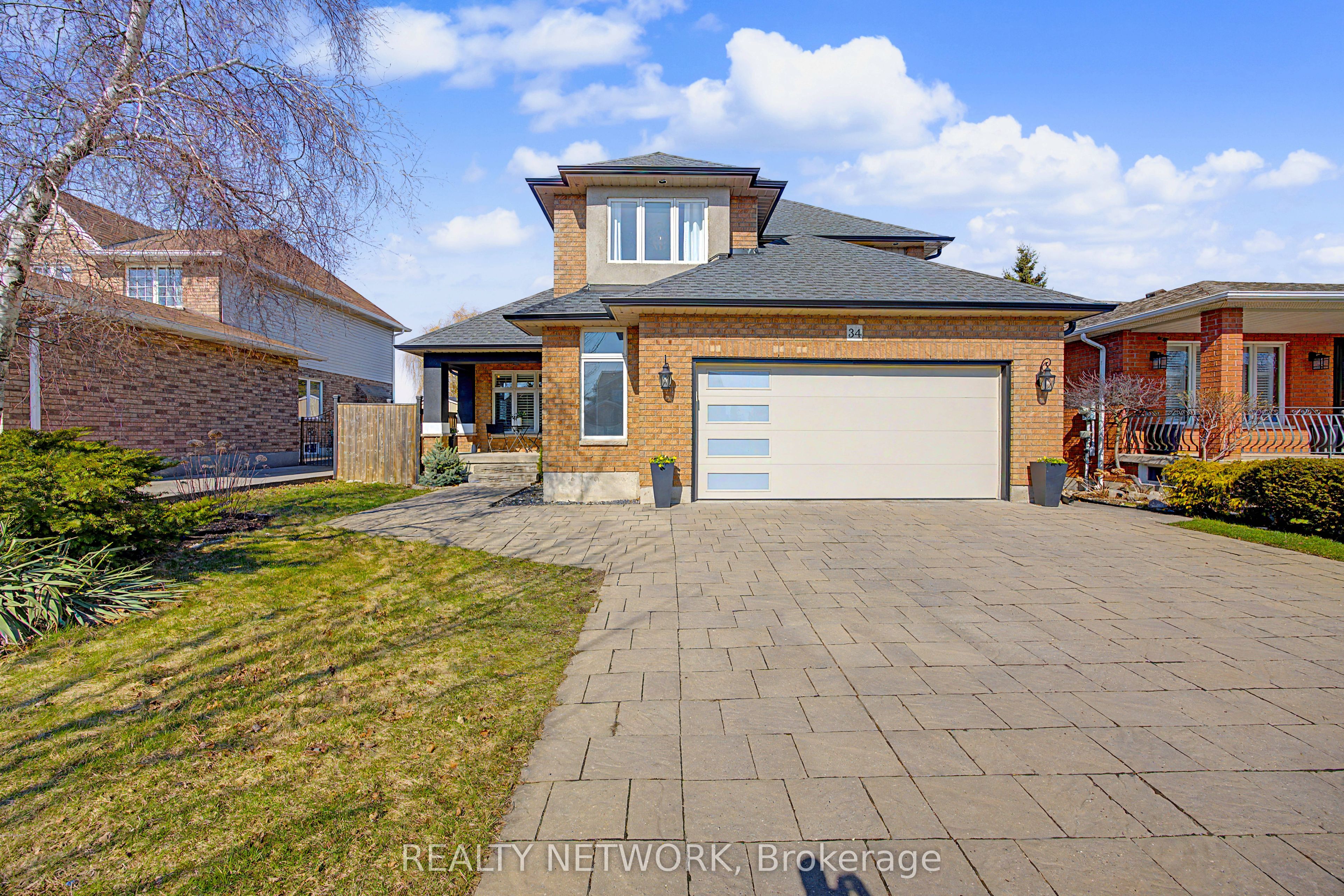 34 Highbury Drive, Hamilton, ON, L8J 2T4