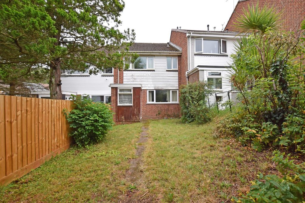 3 bed terraced house for saleThe Hawthorns, Cardiff CF23