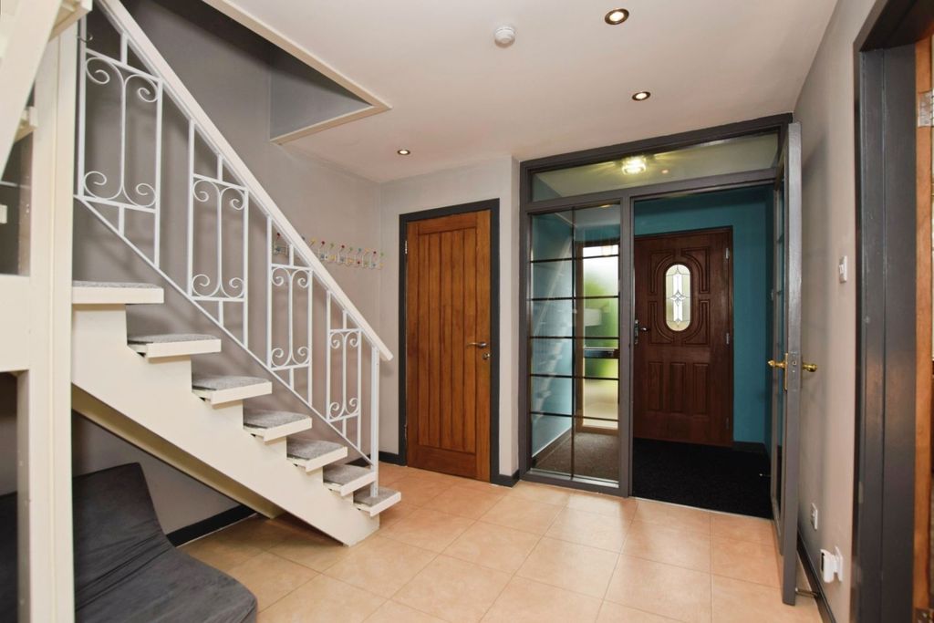 Additional image 3 of 4 bed detached house for saleVictoria Road, Ballater AB35