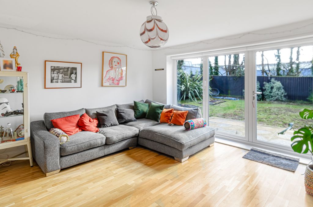 Additional image 2 of 3 bed link detached house for saleManor House Court, Chesterfield S41