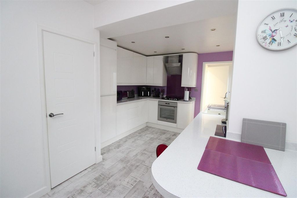 Additional image 8 of 3 bed terraced house for saleFrancis Street, Fleur De Lis, Blackwood NP12