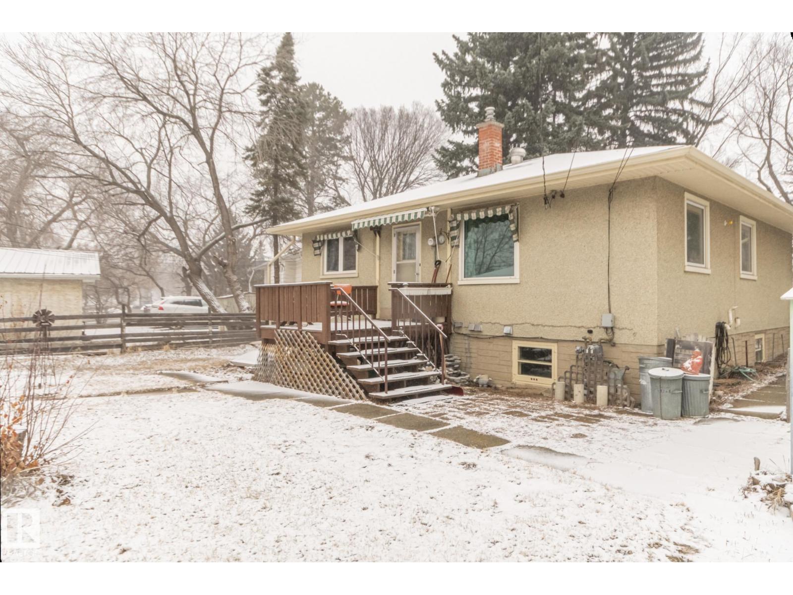 Additional image 2 of 11255 71 Avenue NW, Edmonton, AB, T6G0A5