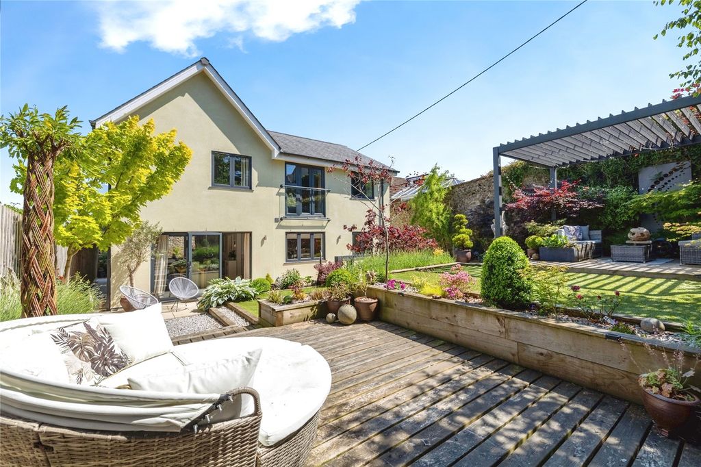 Additional image 27 of 5 bed detached house for saleSouthcott Road, Bideford, Devon EX39